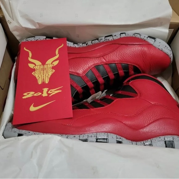 Jordan 10z Bulls Over Broadway size 10 - Picture 1 of 2